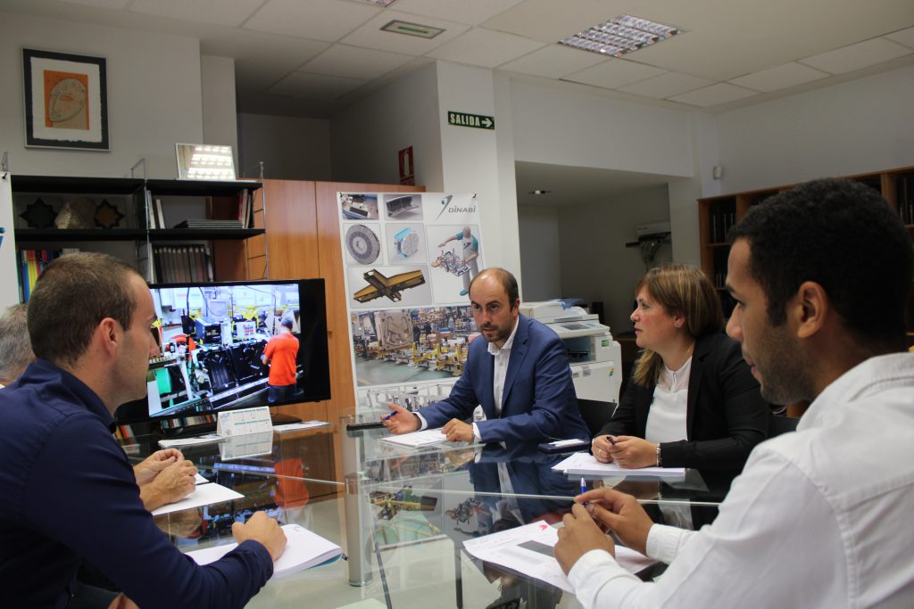 Nuestra comunidad industrial: Dinabi