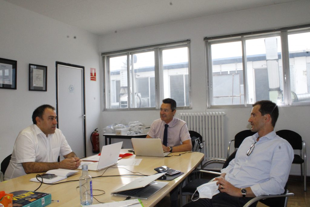 Conociendo Nuestra Comunidad Industrial: Delmon Group