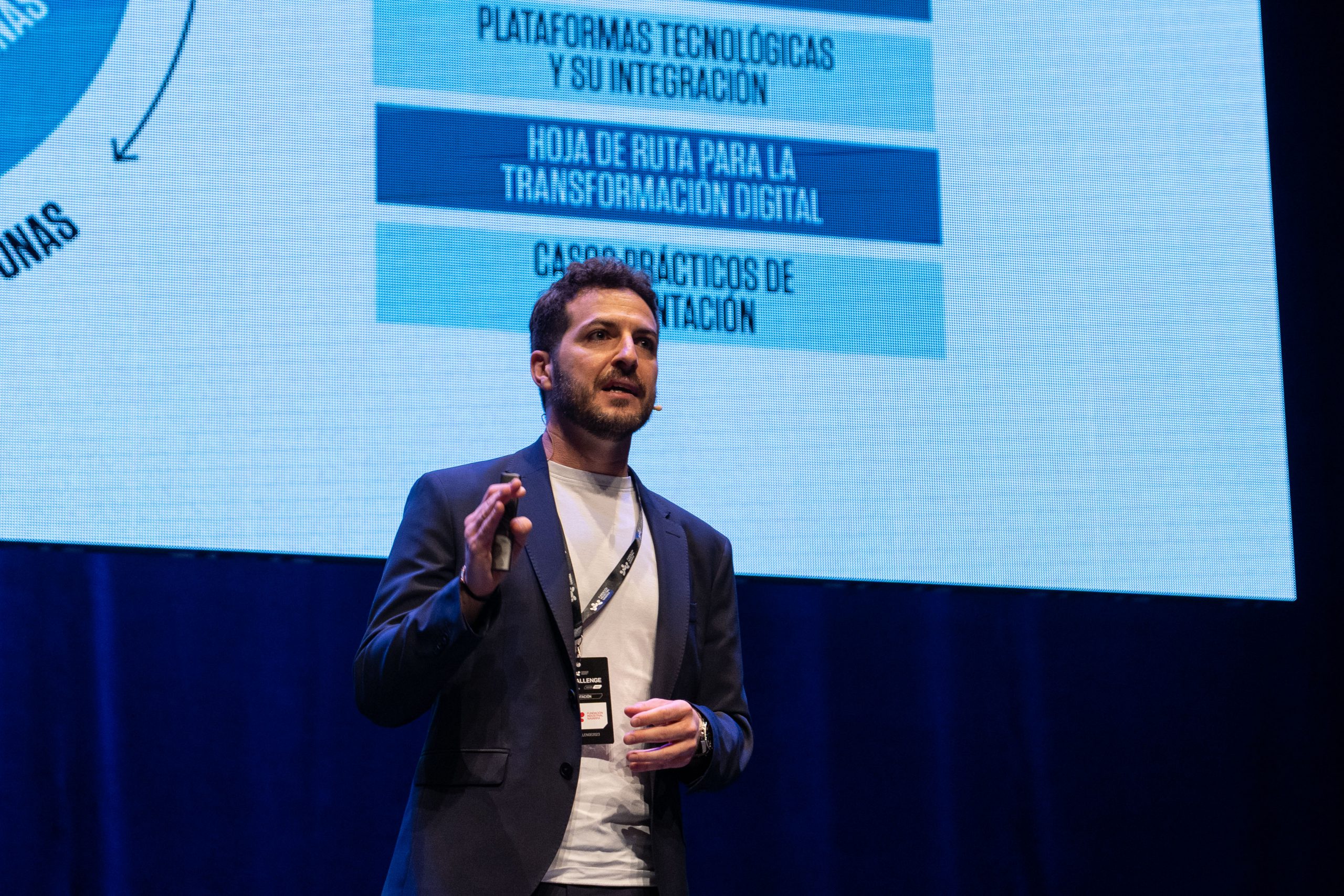 Imagen de la noticia “La IA va a tener un impacto enorme en las empresas, nos va a exigir muchos cambios para ser más eficientes y productivos”