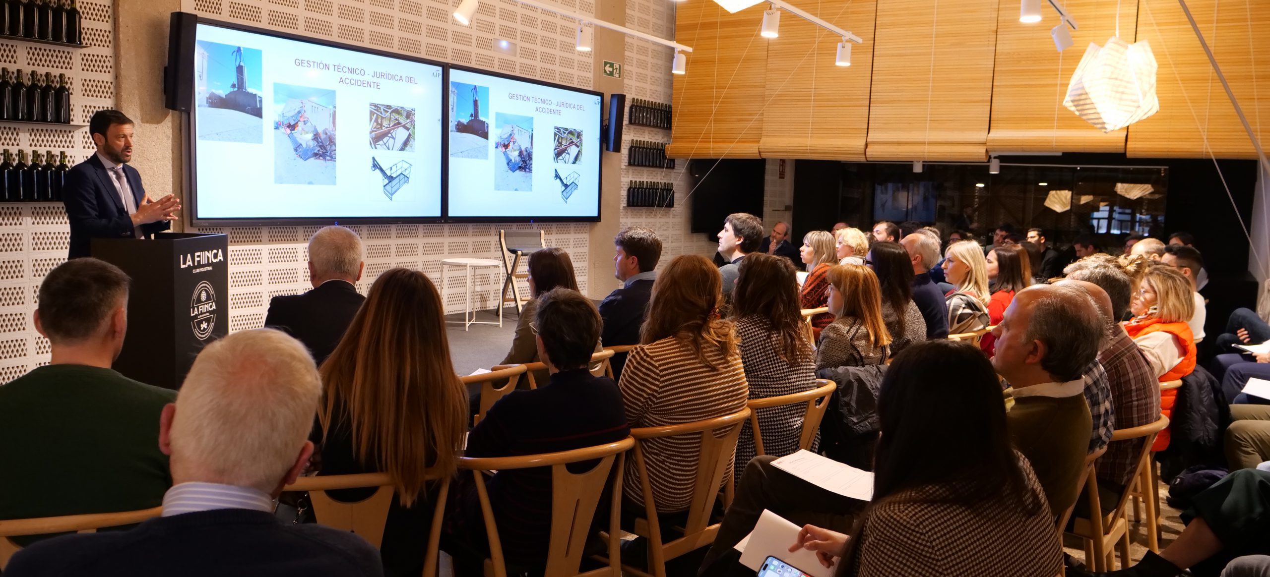 Carlos Robredo expone la compleja gestión técnica y jurídica de los accidentes laborales