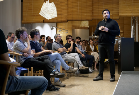 Imagen de la noticia La OAP de Navarra finaliza su andadura con una jornada liderada por el experto en IA, Xavier Mitjana